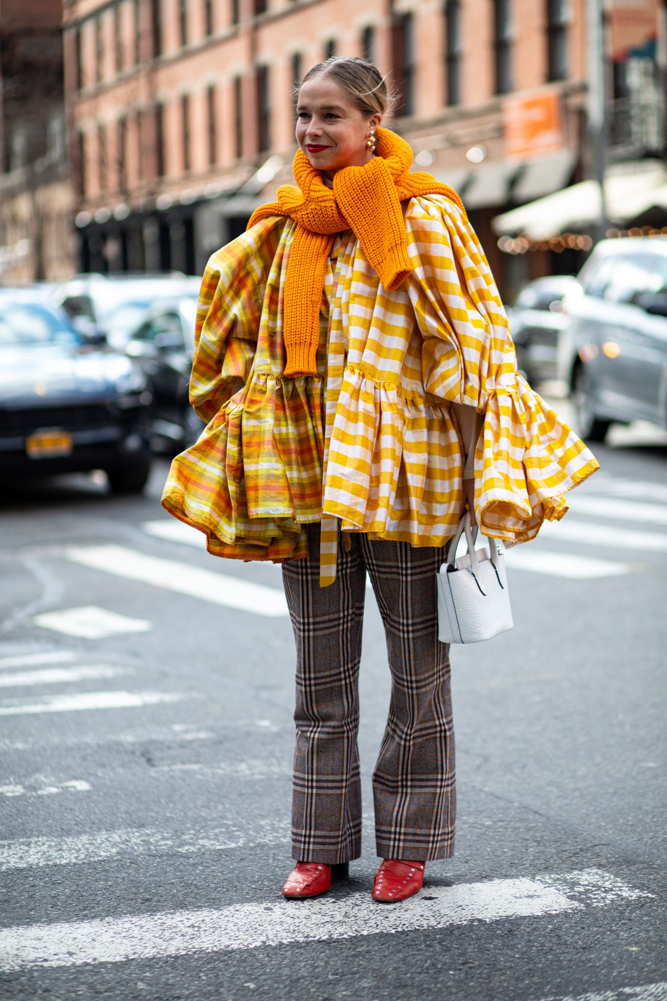 New York Fashion Week Fall 2020 Street Style Day 2 14 Bulevar