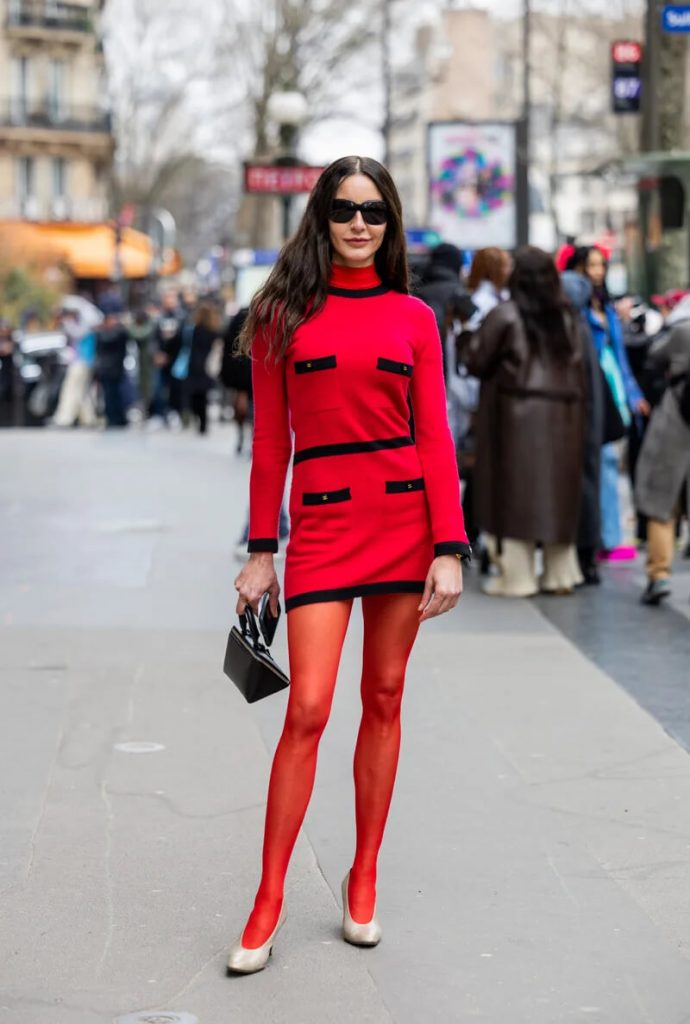 color rojo tendencia 2024
